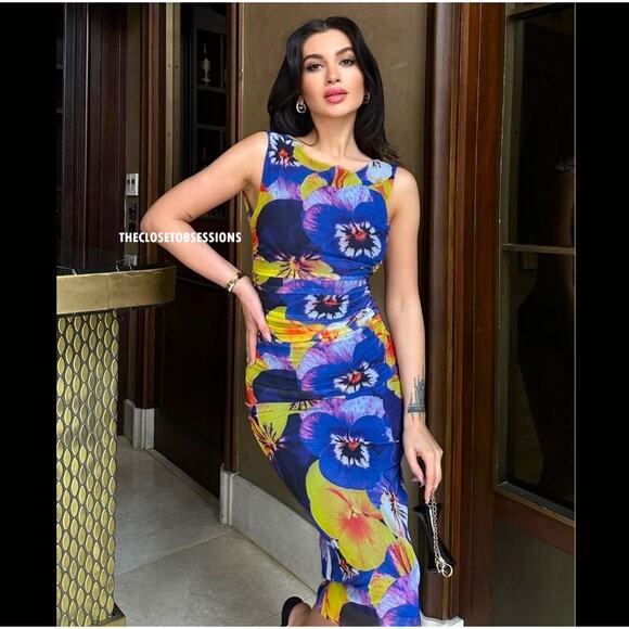 ZARA BLOGGER FAVE!!! Floral Print Midi Dress NWT LAST ONE!!! - Picture 11 of 16